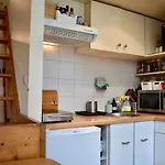 Beautiful Studio In The Heart Of Paris